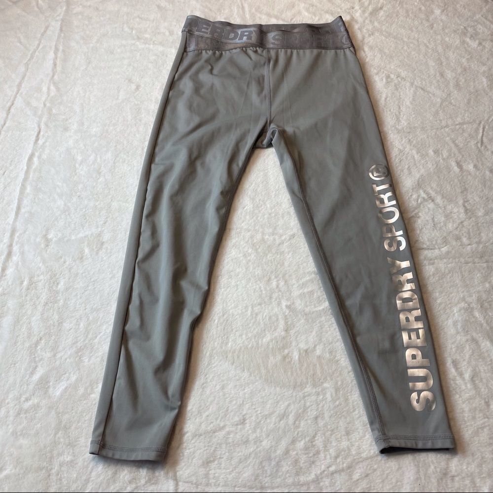 SuperDrySport Gray Leggings Size 8